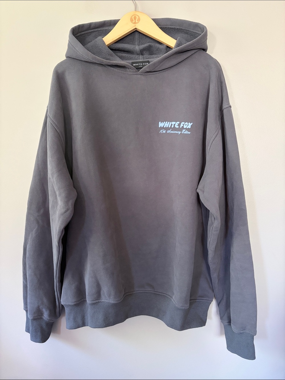 White Fox Hoodie Gray Baby Blue/Pale Blue Size L/XL Graphic Lounge Comfy Soft